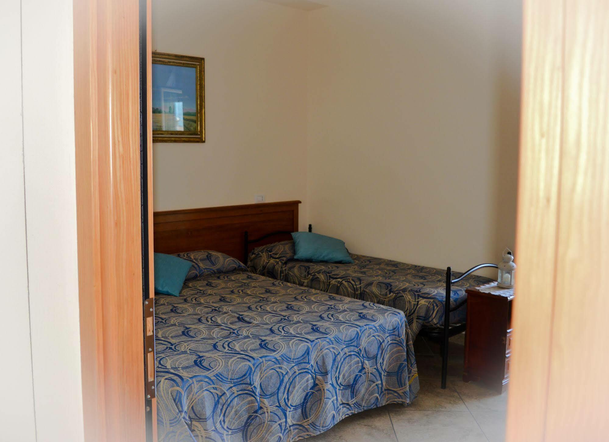 Hotel Franca ميلانو ماريتيما المظهر الخارجي الصورة